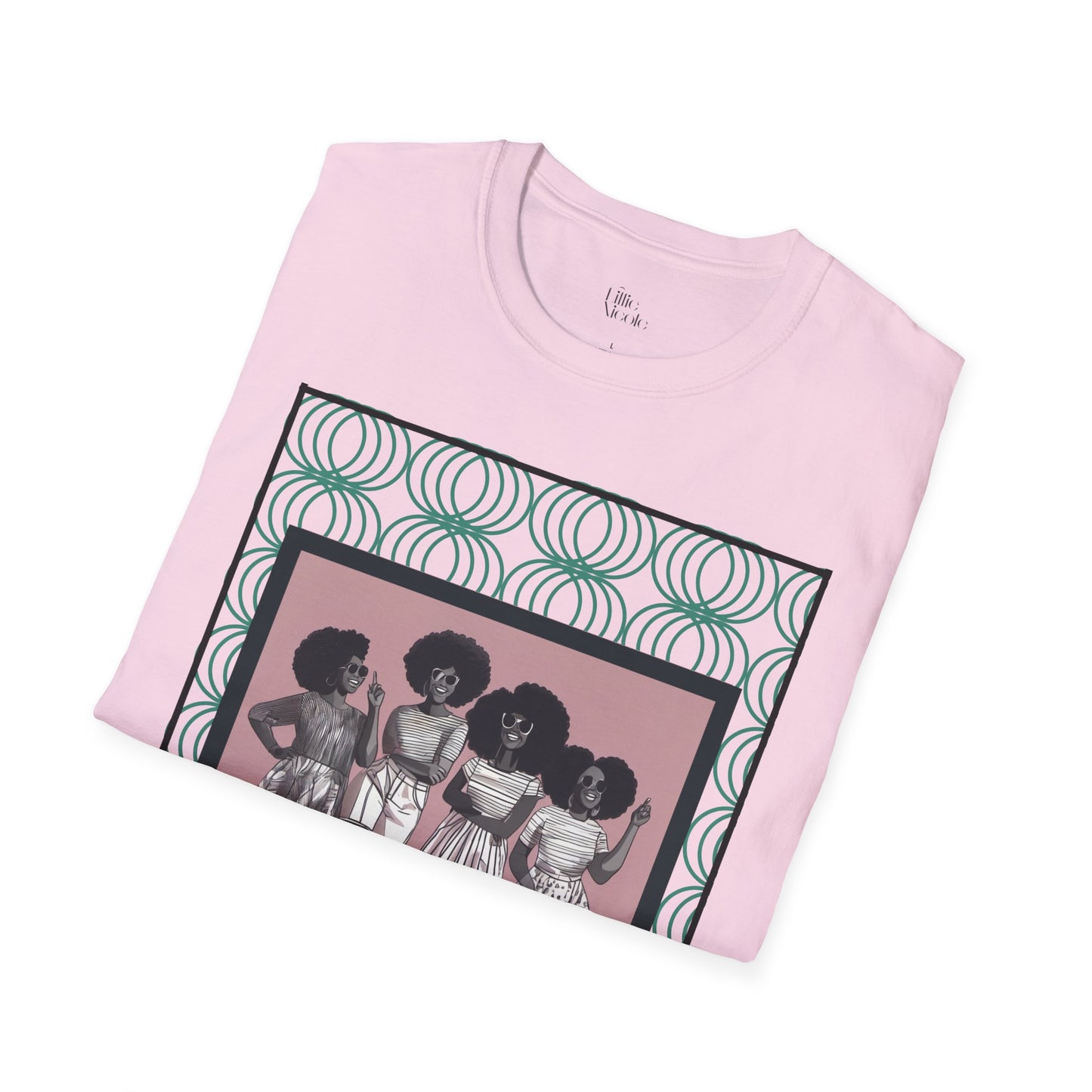 "Girlfriendss" T-Shirt