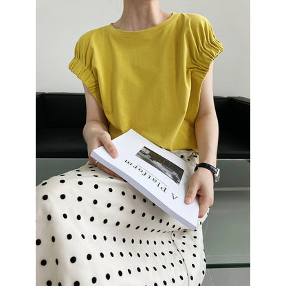 Chic Pleated T-Shirt with Skimpy Sleeves