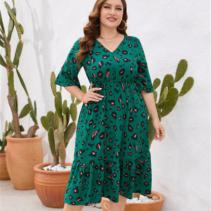 Plus-Size V-Neck Short Sleeve Ruffle Dress