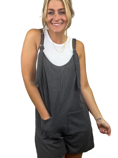 Versatile Straight-Leg Jumpsuit with Pockets